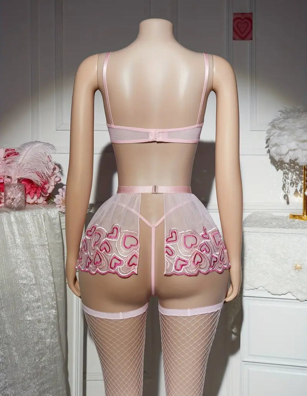 Embroidery Underwire Lingerie Set with Mesh Stockings
